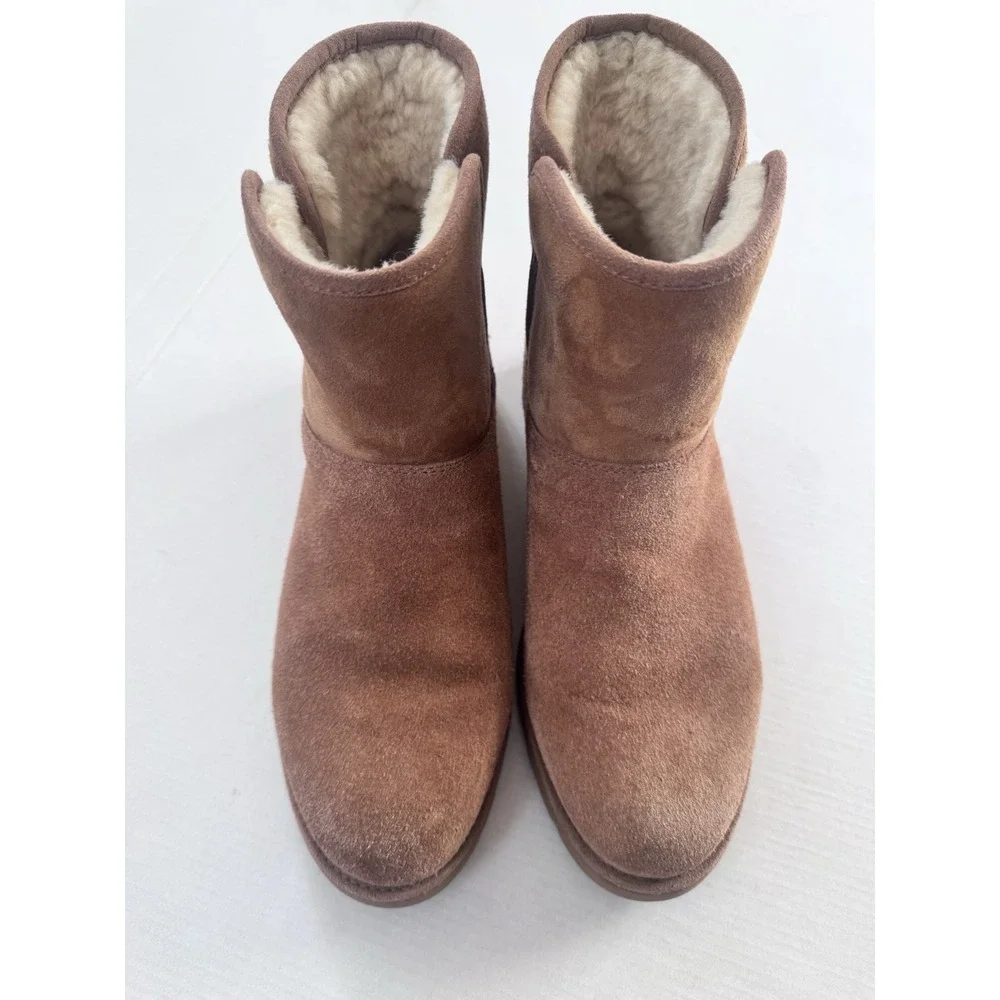 Ugg  Boots Womens Size 9 Brown Suede Sheepskin Wedge Casual Shoes